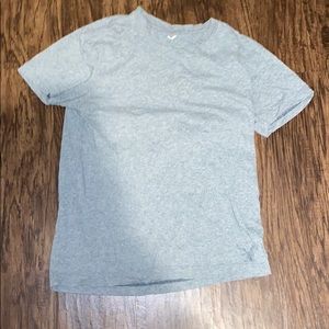 Short sleeve gray American Eagle T-shirt